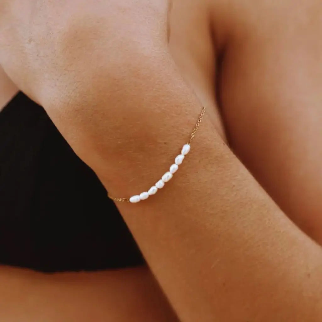 Eilyor freshwater pearl bracelet waterproof close up