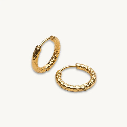 no-repeat center / cover url('https://cdn.shopify.com/s/files/1/0722/0183/0537/files/Gold.webp?v=1761996968')